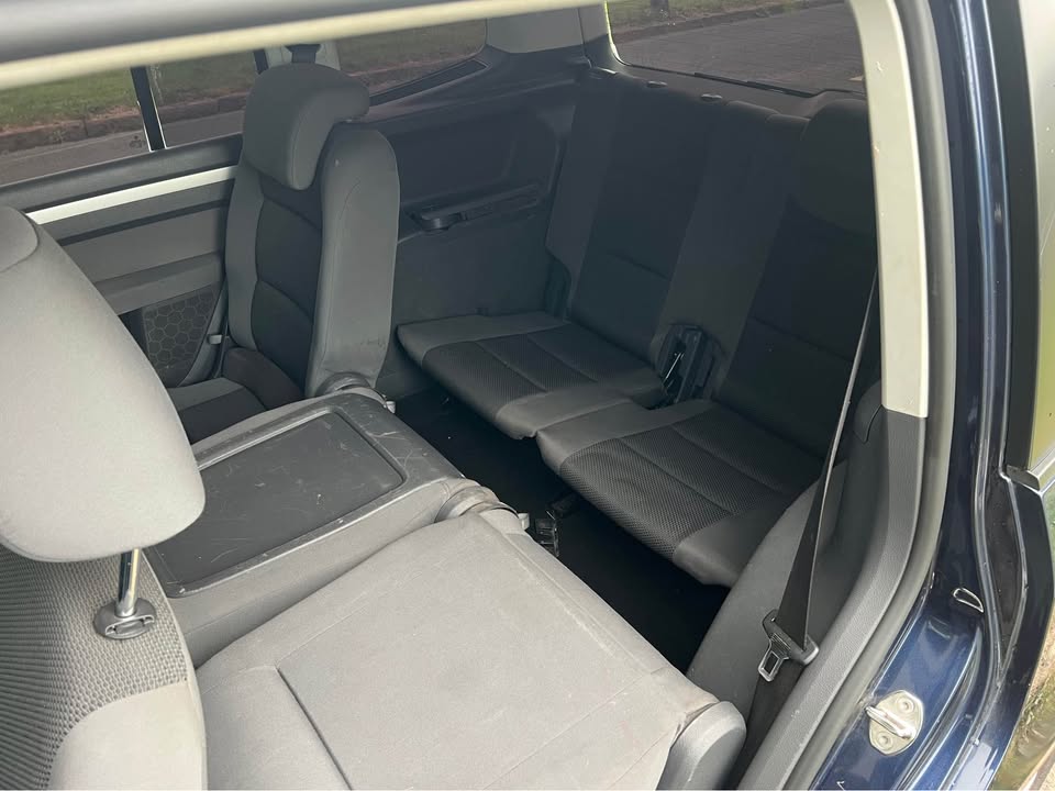 2011 Volkswagen Touran - Image 11