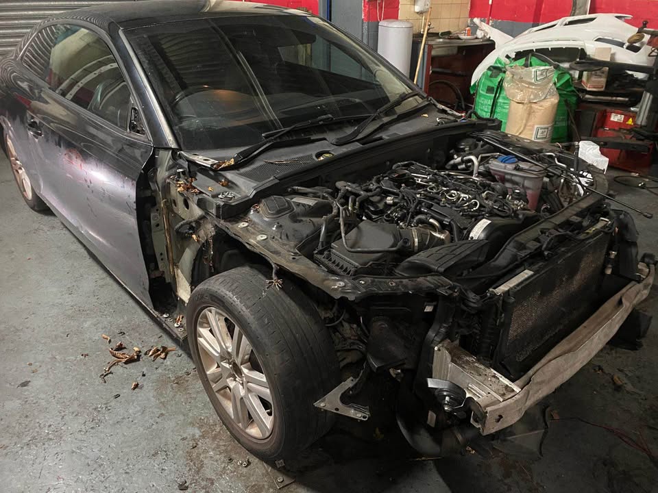 2012 Audi A5 - Image 2