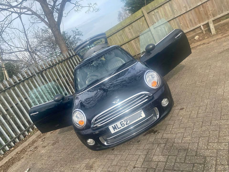 Cheap 2012 MINI Cooper for sale in Luton, Bedfordshire