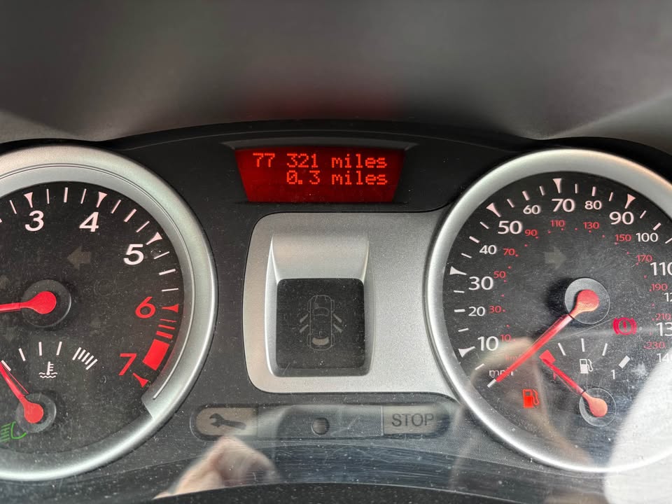 2012 Renault Clio - Image 3