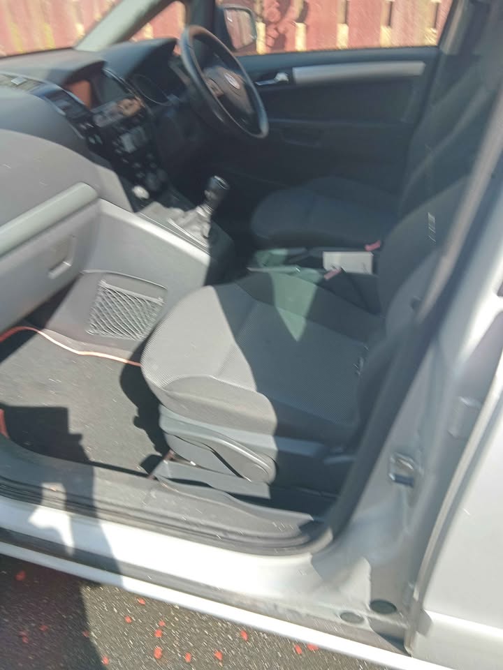 2012 Vauxhall Zafira - Image 5