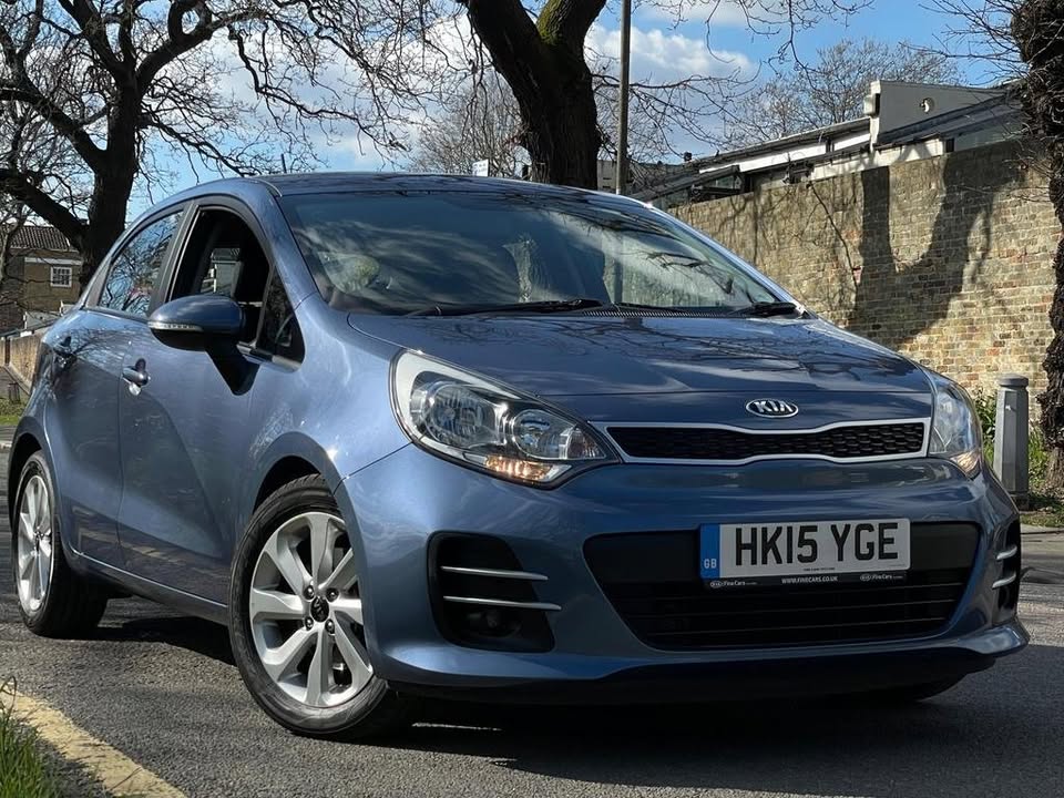 2015 Kia rio - Image 3