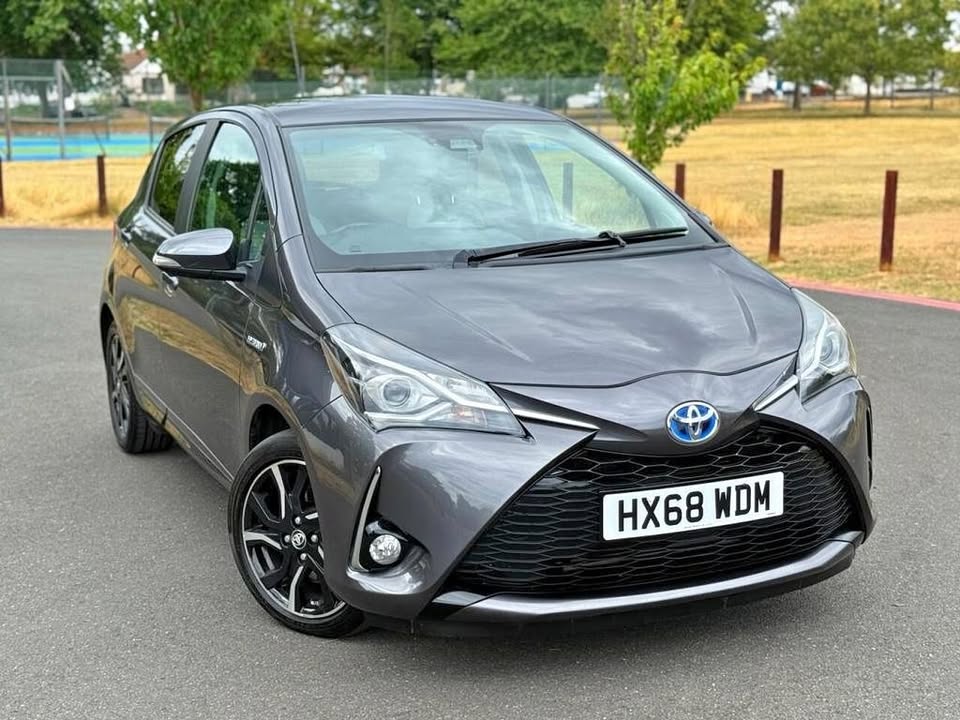 Cheap 2018 Toyota yaris for sale in Bradford, West Yorkshire